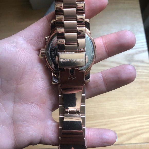 MK Runway Round Rose Gold-tone Watch MK6164 - Picture 8 of 8